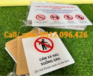 Biển cấm ngồi lên bồn cầu, biển chú ý nhà vệ sinh