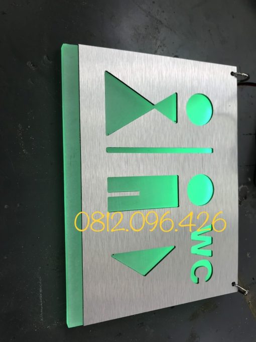 bien-chi-dan-nha-ve-sinh-den3 Làm biển toilet, wc có đèn thả trần 2 mặt