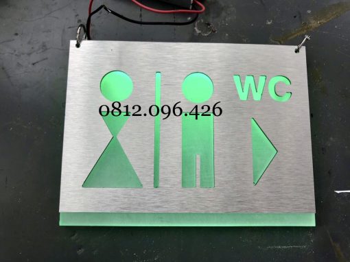 bien-chi-dan-nha-ve-sinh-den5 Làm biển toilet, wc có đèn thả trần 2 mặt