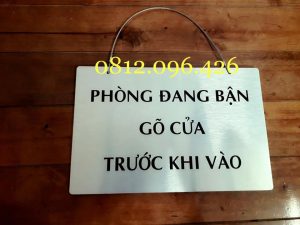 Biển đang bận vui lòng không làm phiền treo 2 mặt kích thước 30 x 20cm