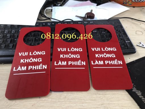 khong-lam-phien6 BIỂN TREO CỦA PHÒNG - ĐỪNG LÀM PHIỀN